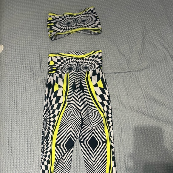 Printed set - Picture 2 of 2